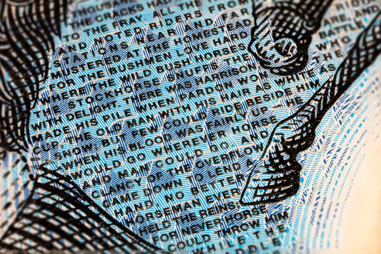 Macro photography of the microprint or microtext on the Australian 10 dollar.