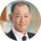 Headshot of Manabu Ogi