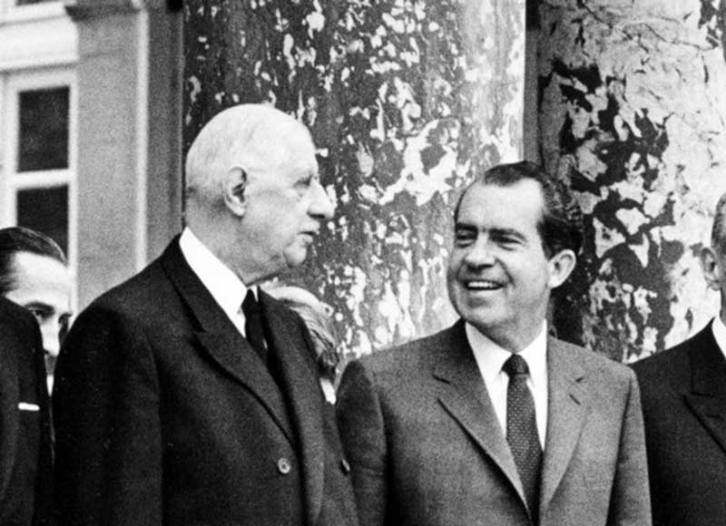 Photo of de Gaulle and a smiling Nixon in Paris in 1969.