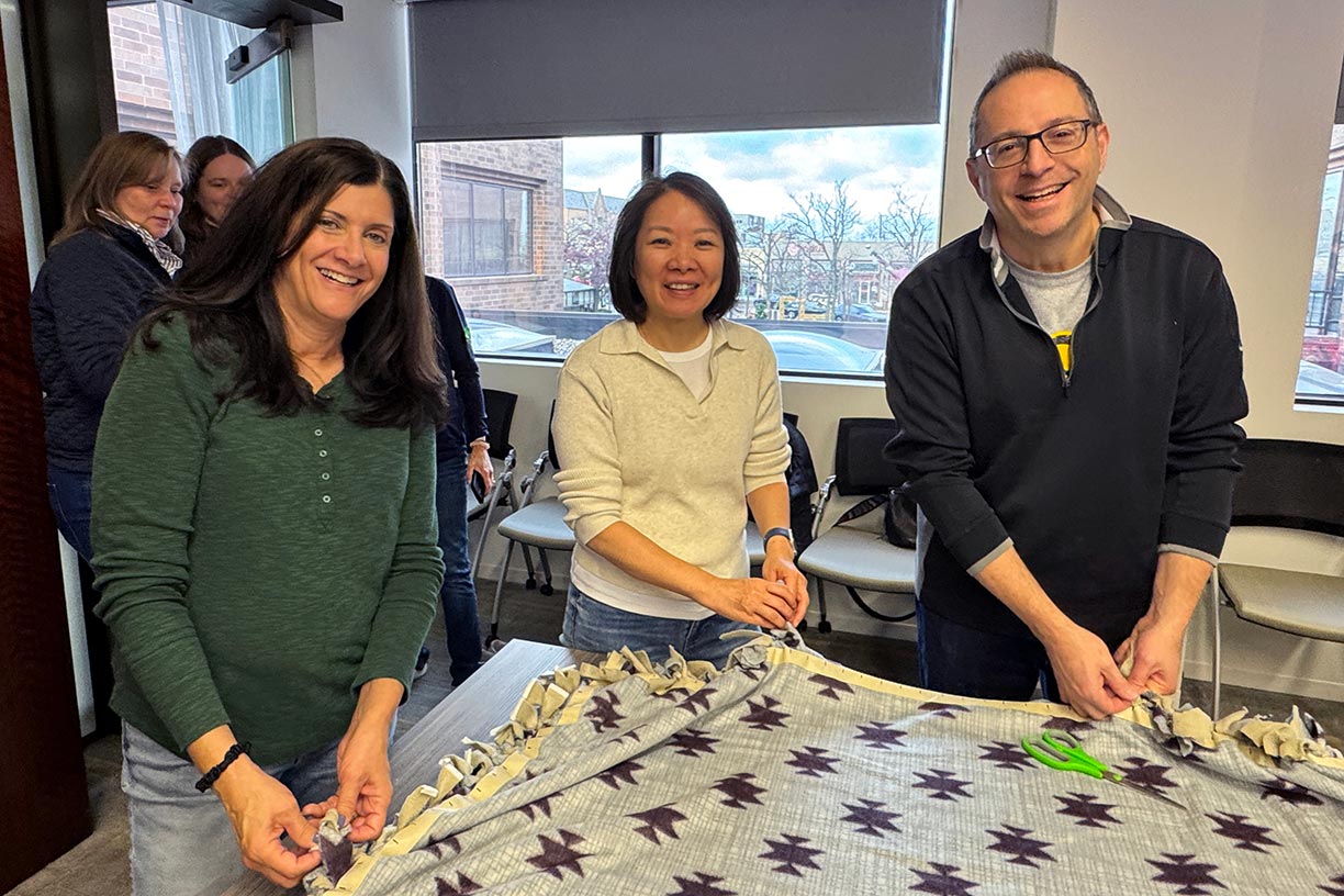 Mesirow hosts volunteer day in honor of Richard Mesirow